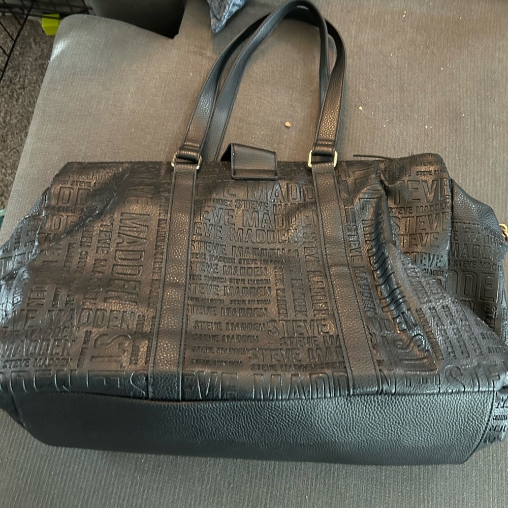 Steve Madden - Picture 2 of 5